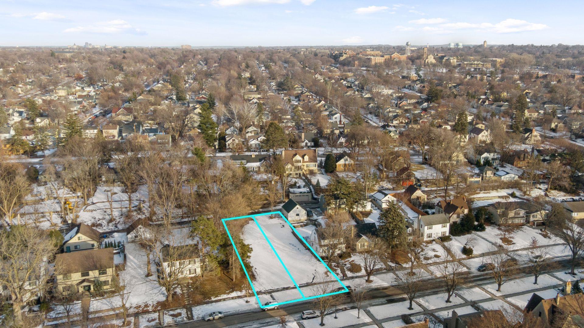 Right side of the lot is 426