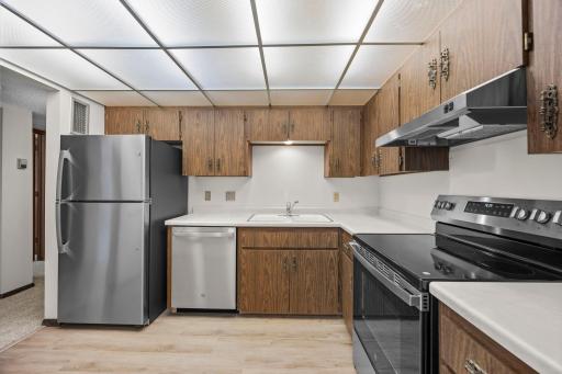 5120 W 102nd Street, 204, Minneapolis, MN 55437