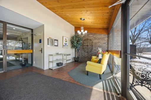 5120 W 102nd Street, 204, Minneapolis, MN 55437