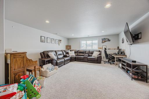 7316 30th Street S, Fargo, ND 58104