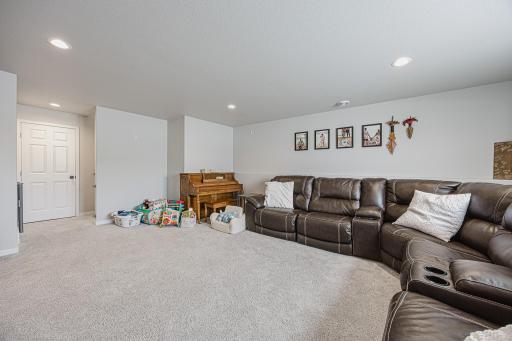 7316 30th Street S, Fargo, ND 58104