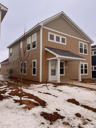 1364 Winthrop Street N, Saint Paul, MN 55119