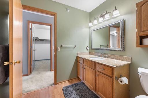 Upper-level full bath, bright and perfect for everyday use.