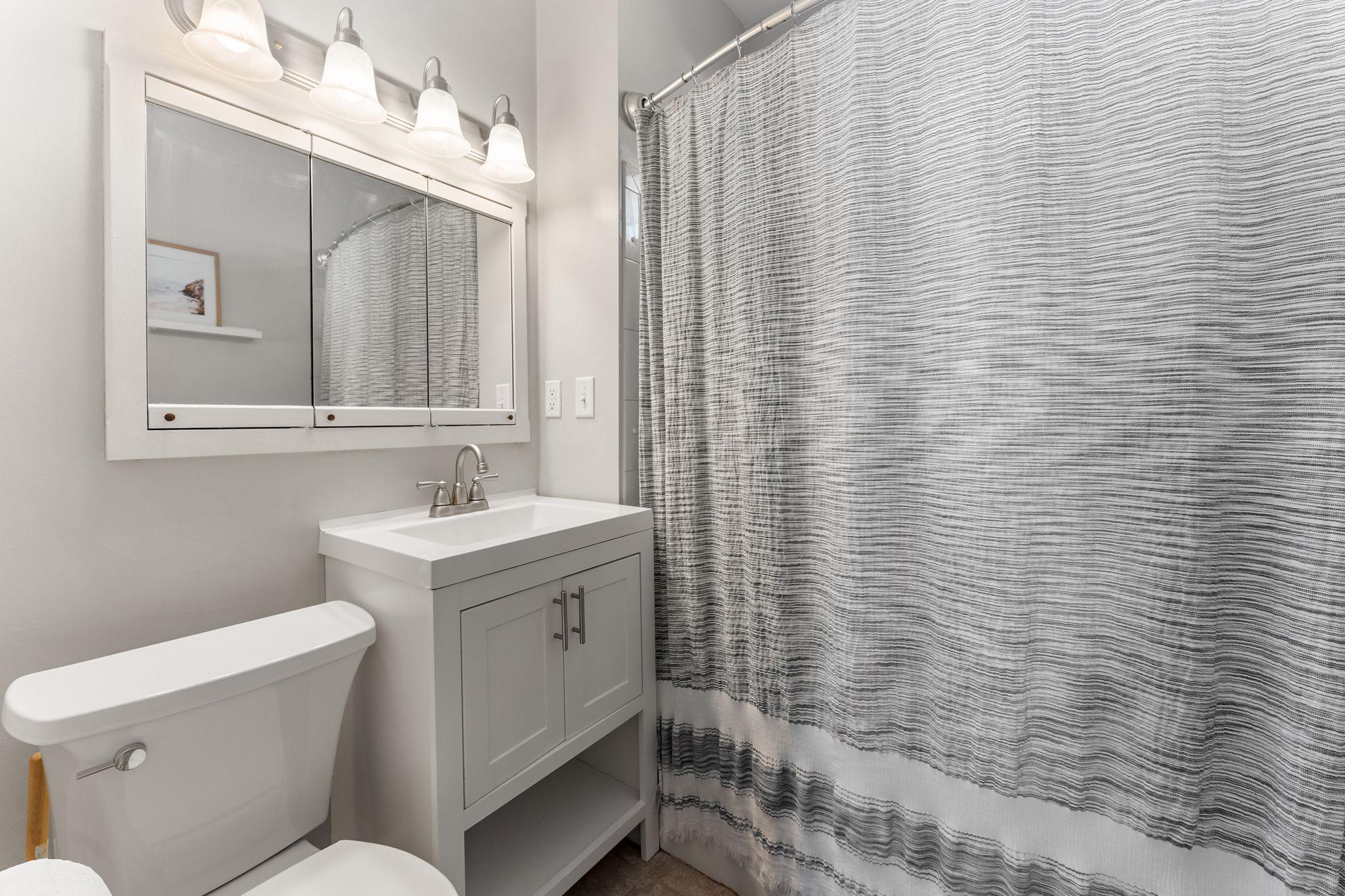 Main floor full bath.