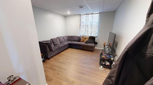 201 4 Street SW, Willmar, MN 56201