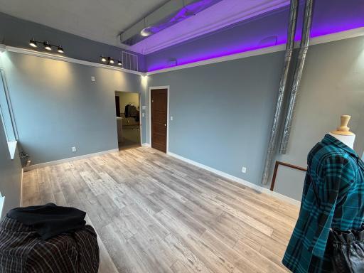 201 4 Street SW, Willmar, MN 56201