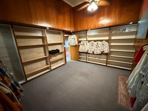 201 4 Street SW, Willmar, MN 56201