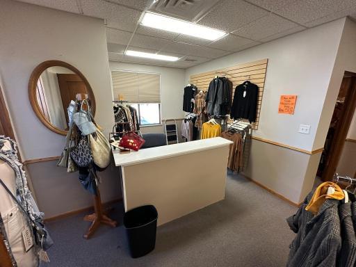 201 4 Street SW, Willmar, MN 56201