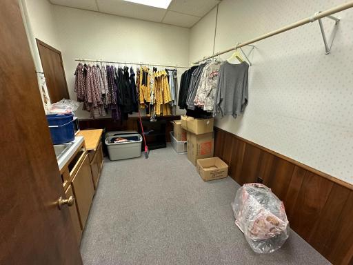 201 4 Street SW, Willmar, MN 56201