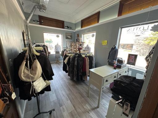 201 4 Street SW, Willmar, MN 56201