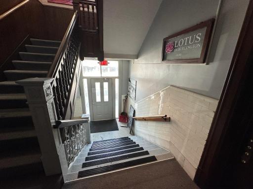 201 4 Street SW, Willmar, MN 56201