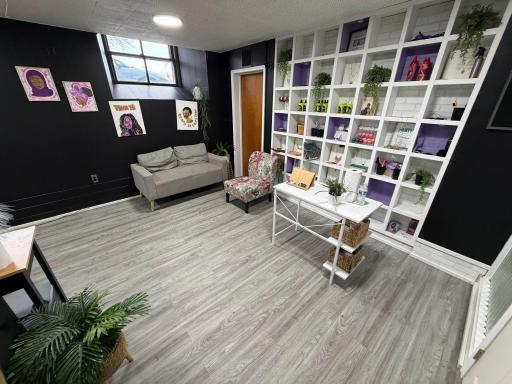 201 4 Street SW, Willmar, MN 56201