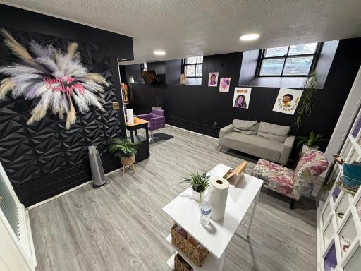 201 4 Street SW, Willmar, MN 56201