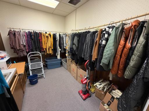 201 4 Street SW, Willmar, MN 56201