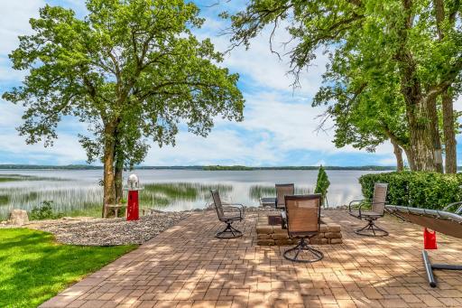 Firepit patio overlooking Lake Lizzie