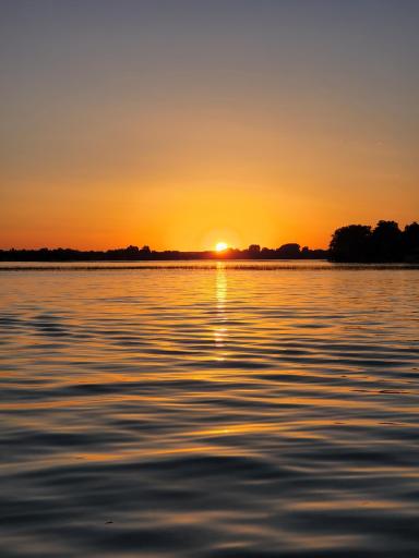 Lake Life Living