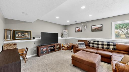 190 Red School Lane, Kellogg, MN 55945
