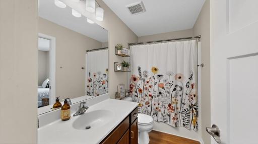 190 Red School Lane, Kellogg, MN 55945