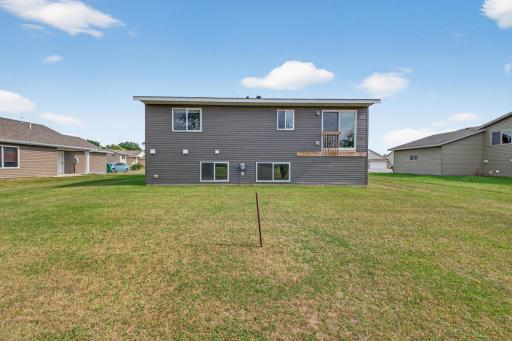 190 Red School Lane, Kellogg, MN 55945