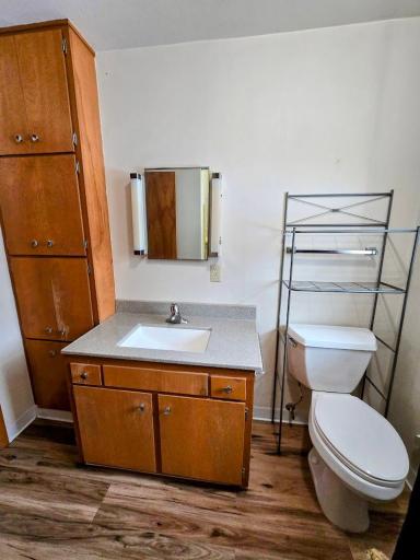 106 8th Avenue NW, Pipestone, MN 56164
