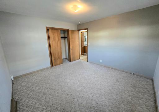 106 8th Avenue NW, Pipestone, MN 56164