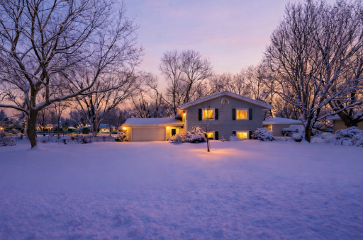 10924 Zenith Avenue S, Minneapolis, MN 55431