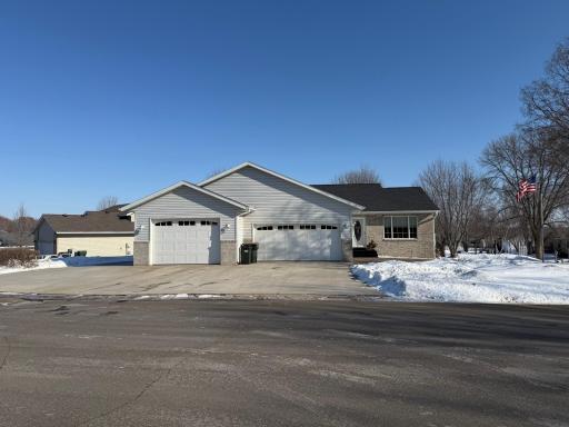 327 Golfview Drive, Albany, MN 56307