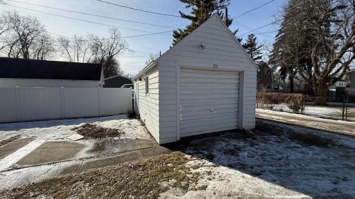 209 N 10th Street, Montevideo, MN 56265