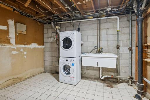 Lower Laundry [2nd of 2 laundry areas]