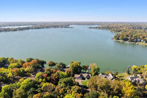 Aerial waterfront - Summer view - Lake Minnetonka