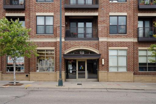 15 East Franklin Avenue - Spacecrafting - 0038.jpg