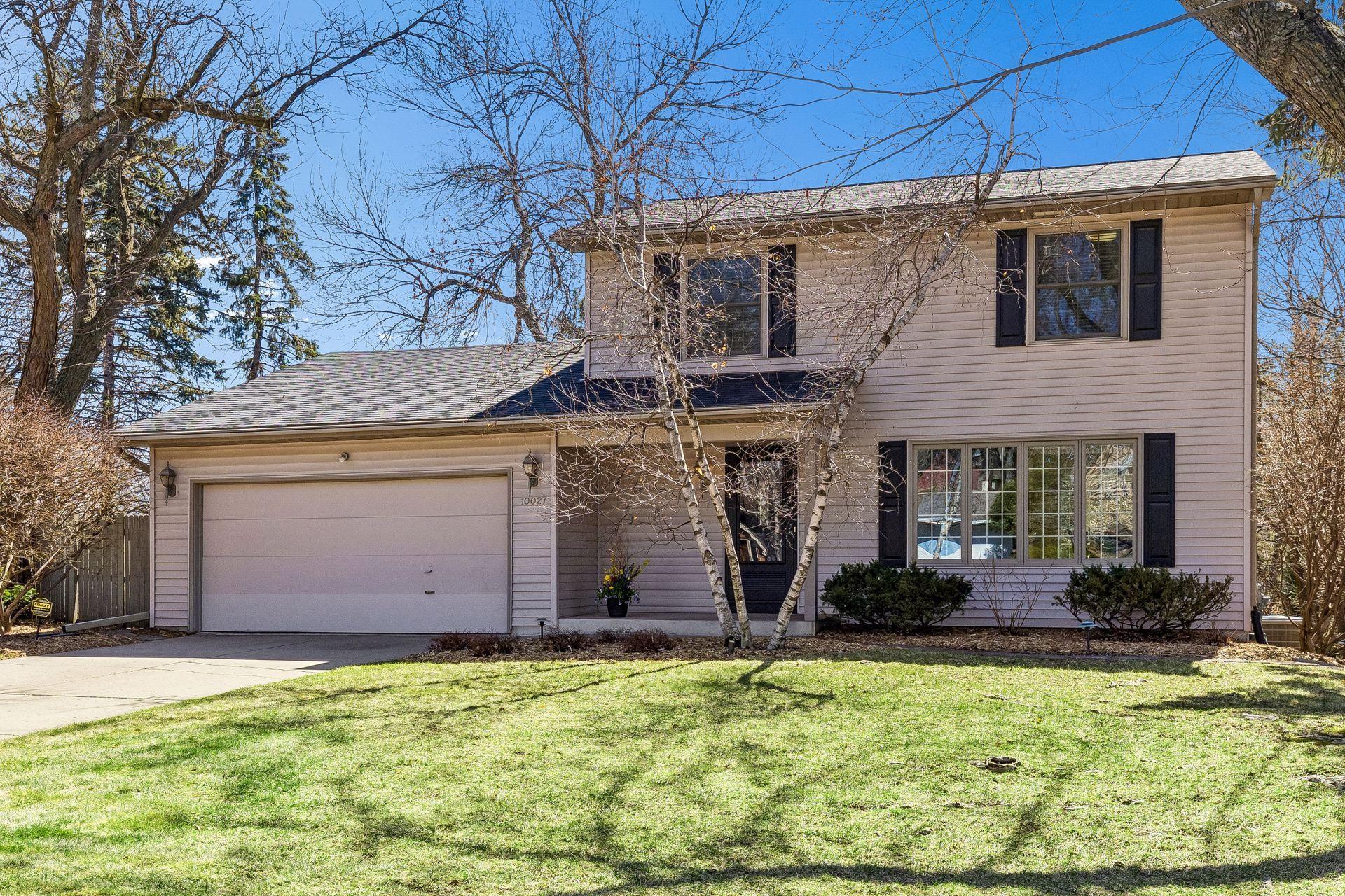 Welome to 10027 Chowen Avenue South