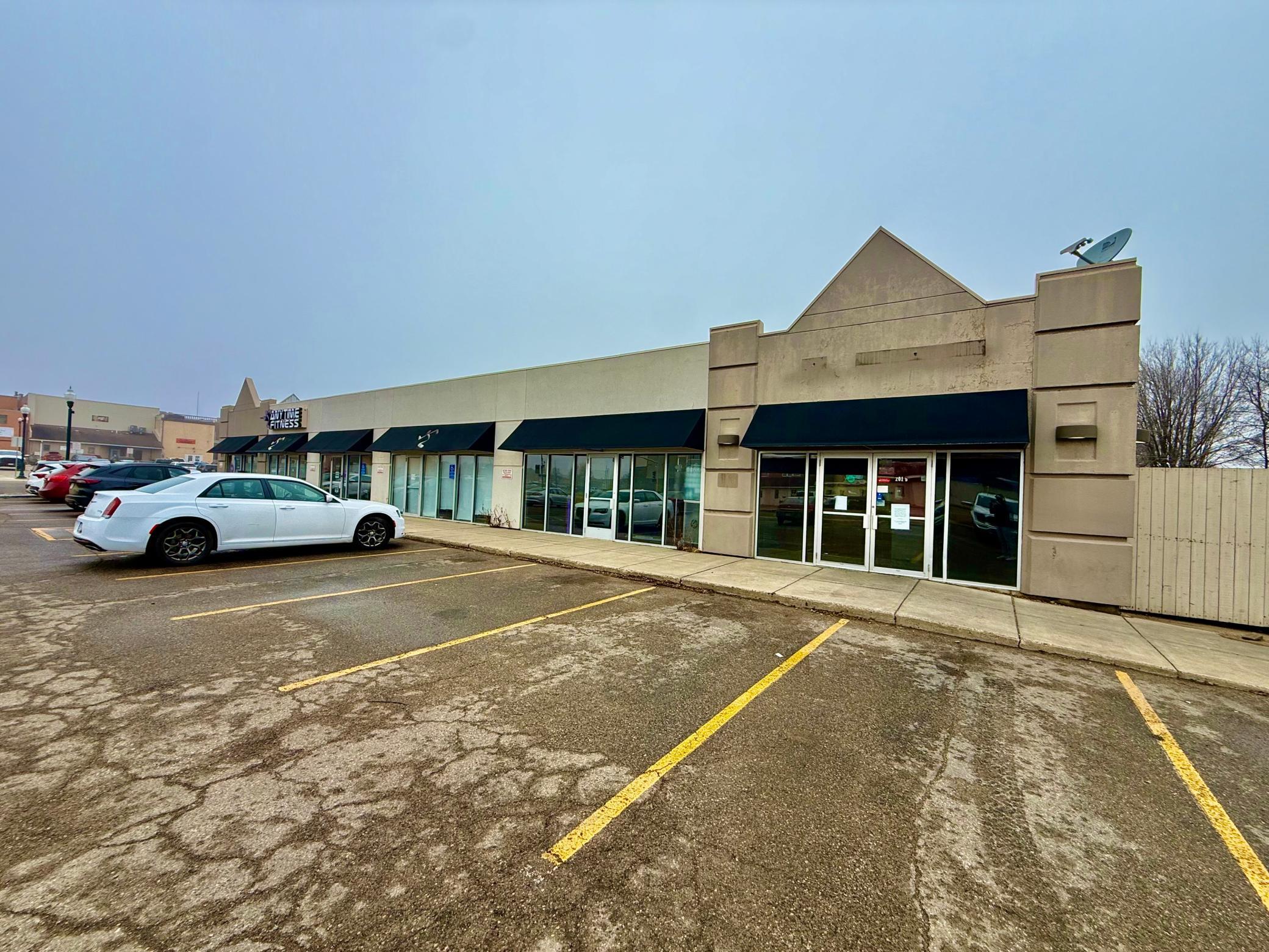 The right side formerly known as Pizza Hut for lease!