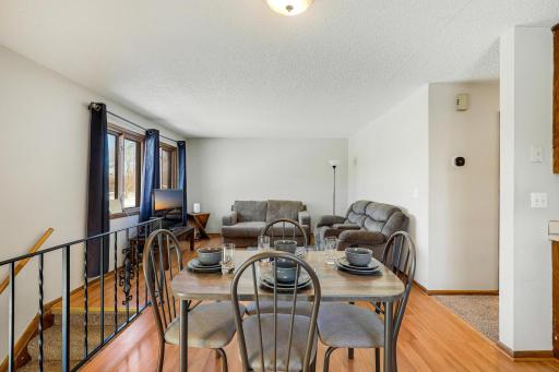 8525 Maplebrook Parkway N, Minneapolis, MN 55445