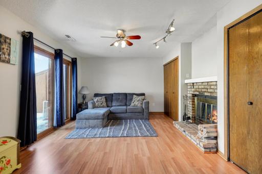 8525 Maplebrook Parkway N, Minneapolis, MN 55445