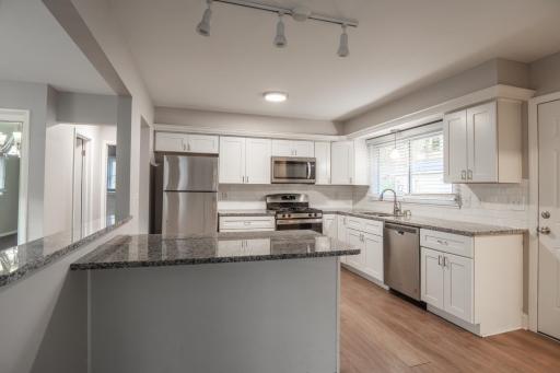 6418 Knoll Street N, Minneapolis, MN 55427