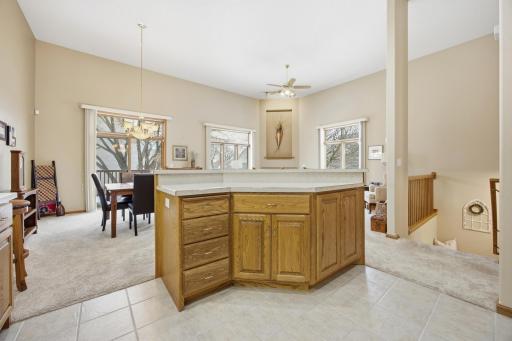 3250 40 Avenue S, F, Fargo, ND 58104