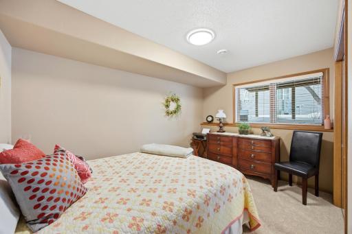 3250 40 Avenue S, F, Fargo, ND 58104