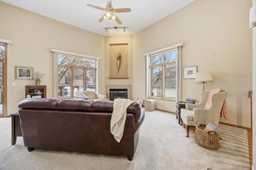 3250 40 Avenue S, F, Fargo, ND 58104