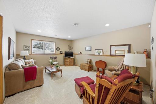3250 40 Avenue S, F, Fargo, ND 58104
