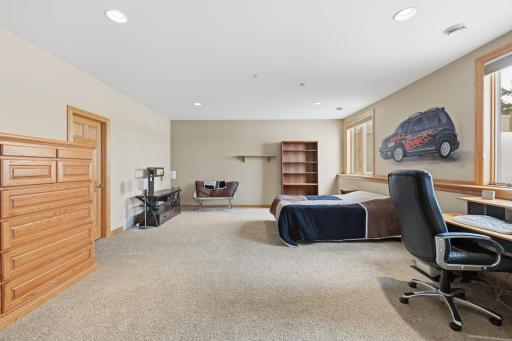 1827 7th Street E, West Fargo, ND 58078