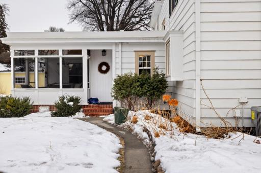 1502 8th Street S, Fargo, ND 58103