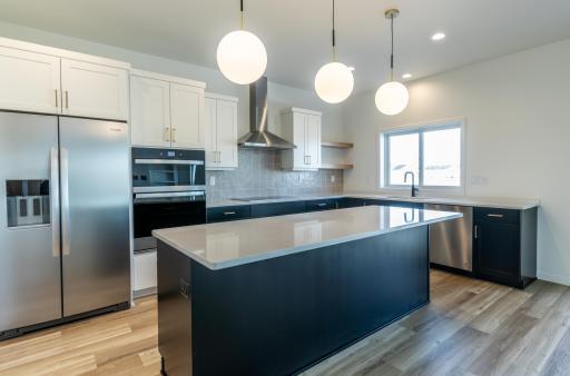 6863 Sun Valley Blvd, Horace, ND 58047