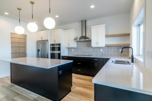 6863 Sun Valley Blvd, Horace, ND 58047
