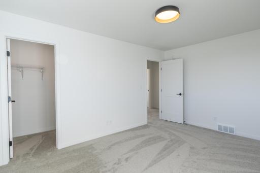 6863 Sun Valley Blvd, Horace, ND 58047