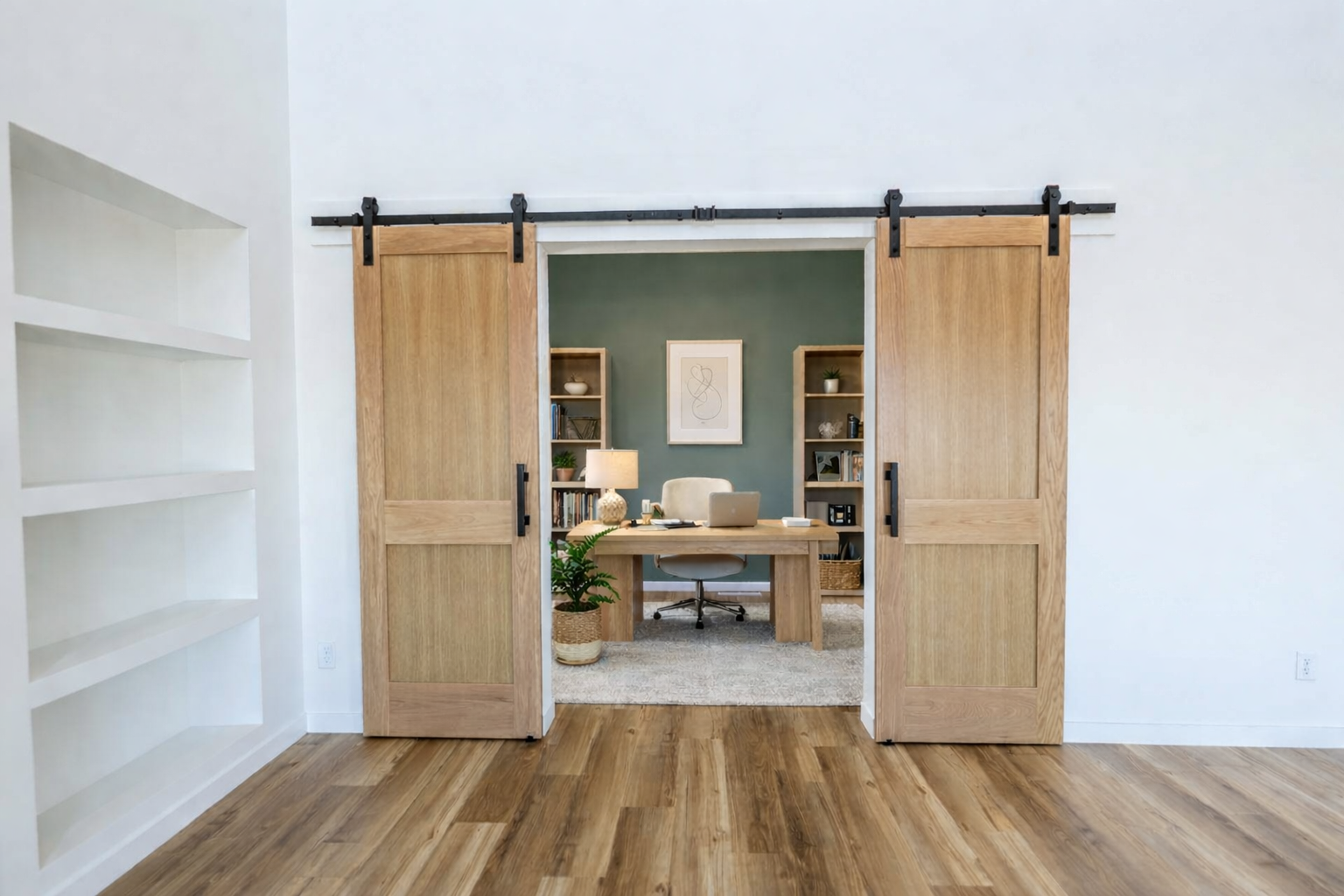 Virtually Staged (Flex Room/Office)