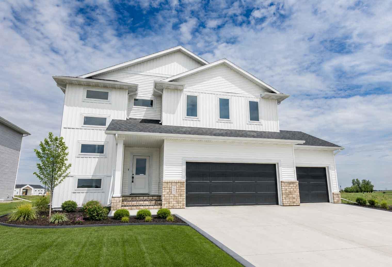 FOR SALE - 6863 Sun Valley Blvd, Horace (Virtual Landscaping Inspiration Only)