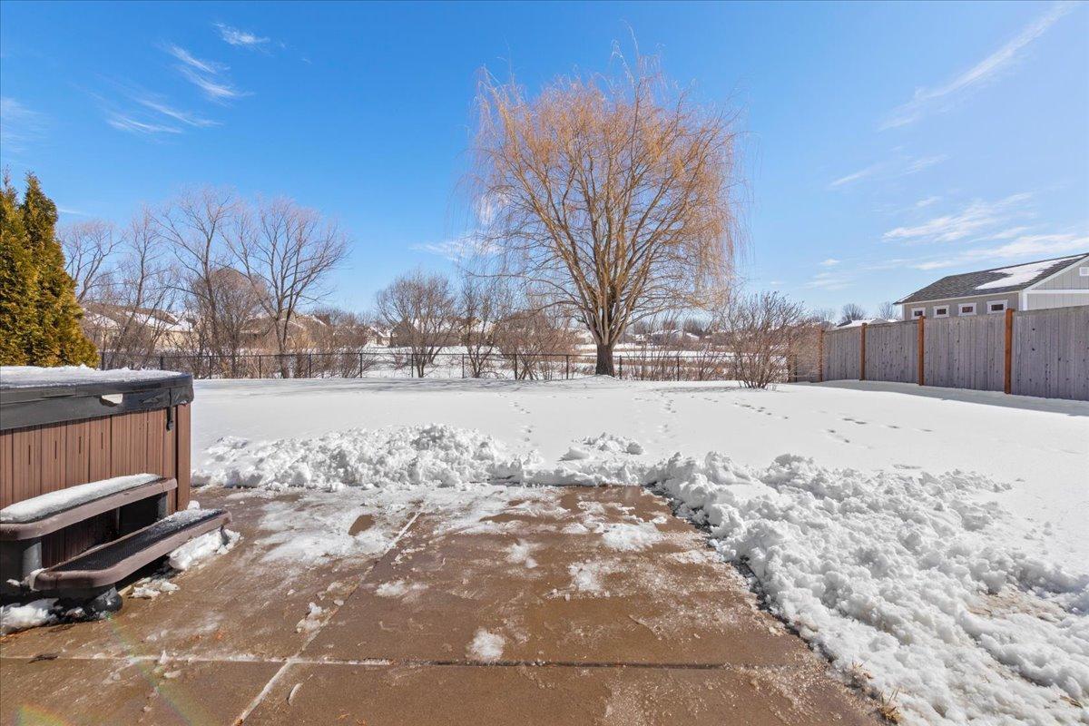Patio w/Private Hot Tub