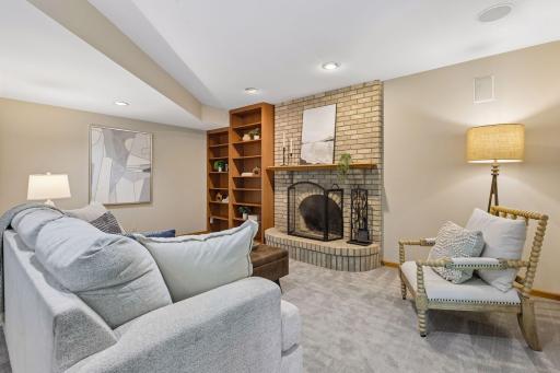 4325 Rosewood Lane N, Plymouth, MN 55442