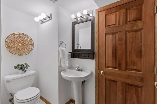 4325 Rosewood Lane N, Plymouth, MN 55442